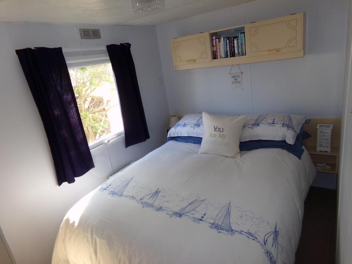 Happydaze Caravan Bacton  Ngoại thất bức ảnh