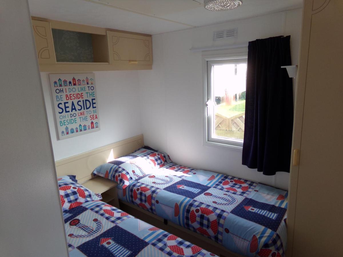 Happydaze Caravan Bacton  Ngoại thất bức ảnh
